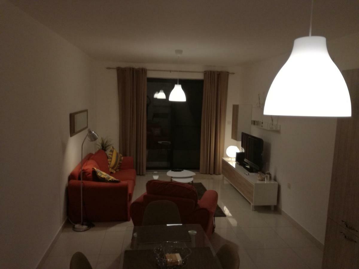 Ferienwohnung No8 @ Seabreeze Court Mellieħa Exterior foto